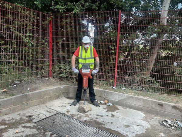 DRILLING & BREAKING